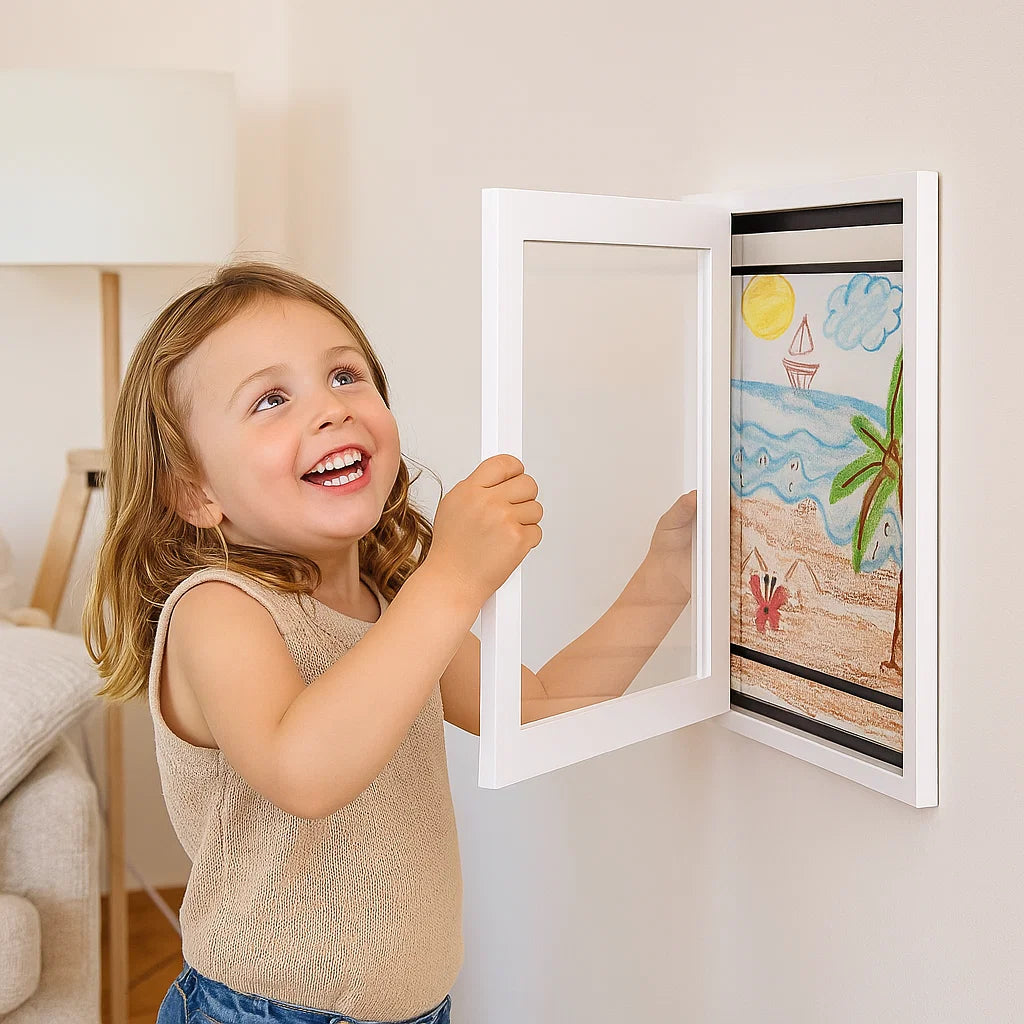 Barnas - taidekehys | Taitettava kuvakehys, jossa on säilytystilaa piirustuksille ja luoville projekteille
